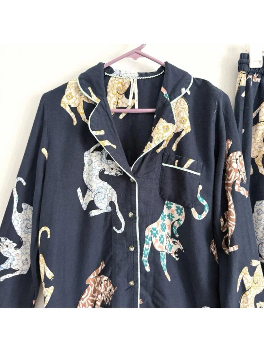 Anthropologie Navy Blue Leopard Print Flannel Pajama Set Shirt Pants Women’s XS